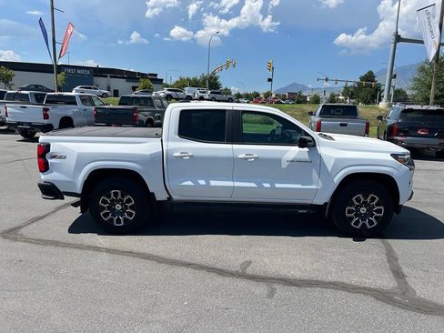 Used 2024 Chevrolet Colorado Z71 w/ Z71 Convenience Package 2 AWD/4WD image 7