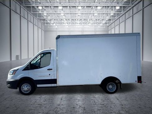 Used 2023 Ford Transit 350 DRW RWD image 7