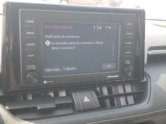 Used 2020 Toyota RAV4 XLE AWD/4WD image 28