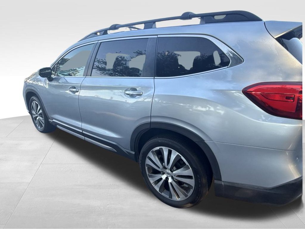 Used 2019 Subaru Ascent Limited w/ Popular Package #3 AWD/4WD image 3