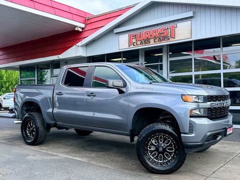 Used 2020 Chevrolet Silverado 1500 Custom w/ Infotainment Package RWD image 1