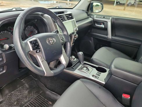 Used 2023 Toyota 4Runner SR5 Premium w/ Moonroof Package AWD/4WD image 10