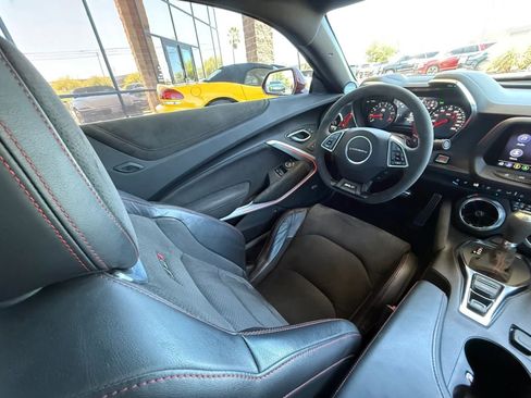 Used 2021 Chevrolet Camaro ZL1 RWD image 43