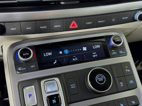 Certified 2023 Hyundai Palisade Calligraphy image 18