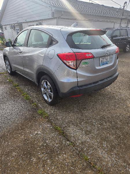 Used 2018 Honda HR-V LX image 5