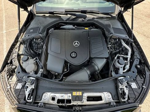 Used 2022 Mercedes-Benz C 300 4MATIC Sedan image 31