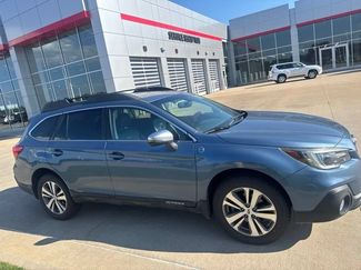 Used 2018 Subaru Outback 2.5i Limited w/ 50th Anniversary Edition AWD/4WD video 2