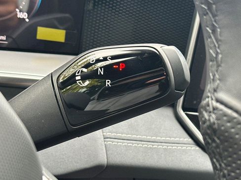 New 2026 Volkswagen Tiguan SE R-Line image 20