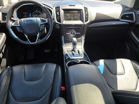 Used 2015 Ford Edge Titanium AWD/4WD image 18