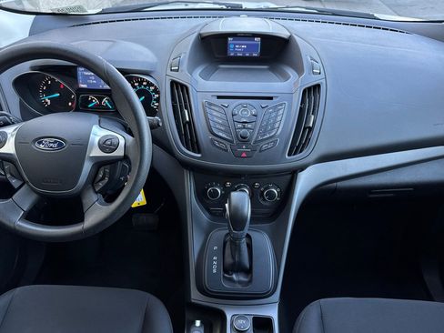 Used 2014 Ford Escape S FWD image 13