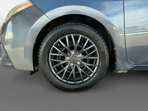 Used 2015 Toyota Corolla L image 14