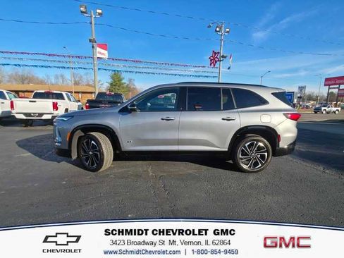 Used 2025 Buick Enclave Sport Touring image 8