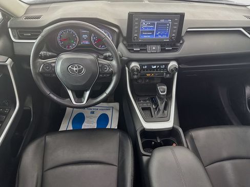 Used 2022 Toyota RAV4 XLE Premium FWD image 27