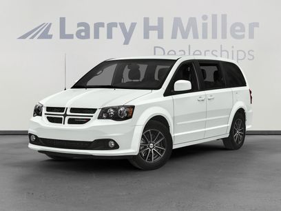 Used 2019 Dodge Grand Caravan SXT w/ Driver Convenience Group