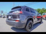 Used 2023 Jeep Cherokee Altitude Lux image 5