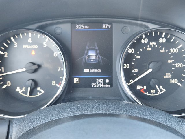 Used 2020 Nissan Rogue SL AWD/4WD image 16