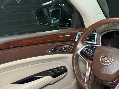 Used 2015 Cadillac SRX Luxury w/ Driver Awareness Package image 28