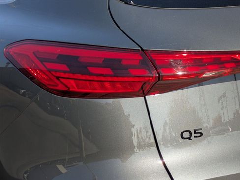 New 2025 Audi Q5 Premium Plus image 14