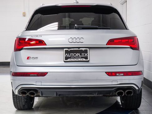 Used 2022 Audi SQ5 Prestige w/ Prestige Package image 13