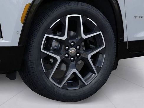 New 2026 Chevrolet Traverse High Country AWD/4WD image 9
