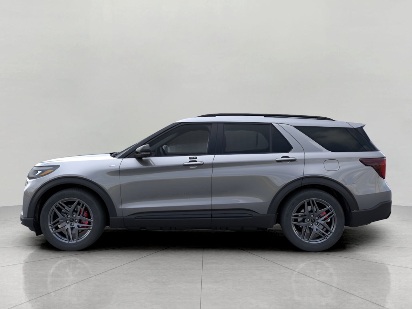 Used 2026 Ford Explorer ST-Line w/ ST-Line Street Pack AWD/4WD image 4