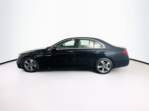 Used 2018 Mercedes-Benz E 300 image 4