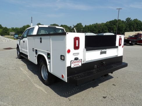 Used 2020 Ford F350 XL w/ Power Equipment Group AWD/4WD image 5
