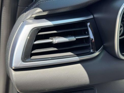 Certified 2026 Genesis G70 2.5T AWD/4WD image 19