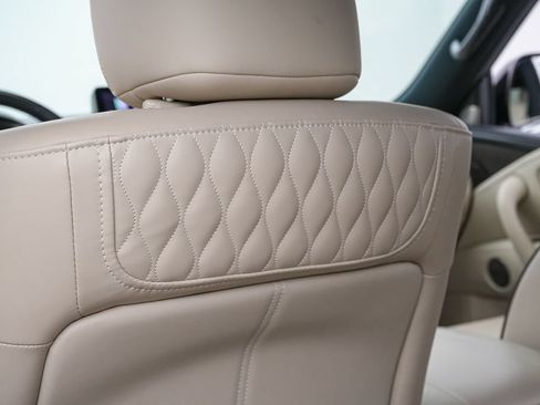 Used 2024 INFINITI QX80 Sensory w/ Cargo Package AWD/4WD image 21
