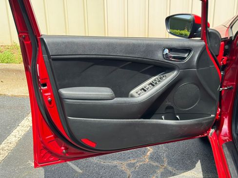 Used 2018 Kia Forte S w/ S Technology Plus Package FWD image 37