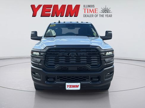 Used 2025 RAM 2500 Tradesman AWD/4WD image 3