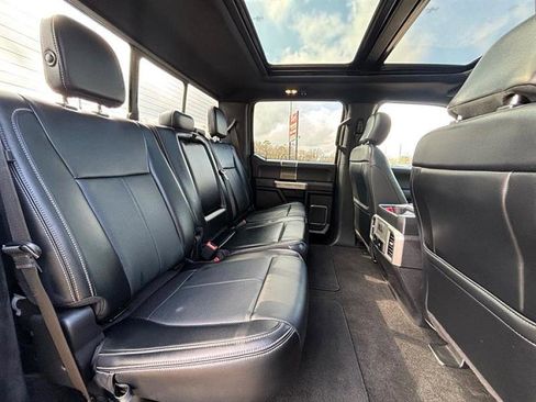 Used 2019 Ford F150 Lariat image 44