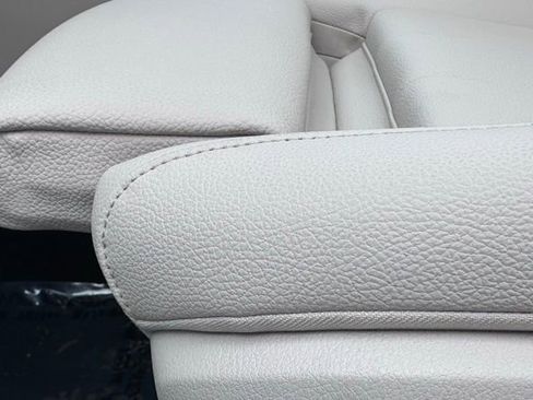 New 2026 Mercedes-Benz GLB 250 4MATIC image 23