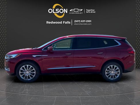 Used 2021 Buick Enclave Premium w/ Surround and Sites Package AWD/4WD image 2