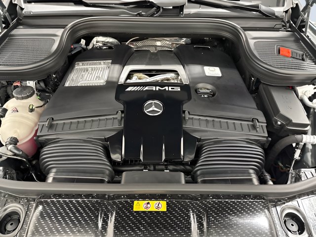 Used 2026 Mercedes-Benz GLS 63 AMG 4MATIC image 9