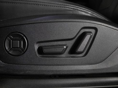 Used 2022 Audi Q3 2.0T Premium Plus image 19