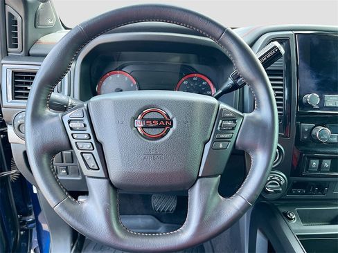 Used 2023 Nissan Titan PRO-4X w/ Pro-4x Convenience Package image 11