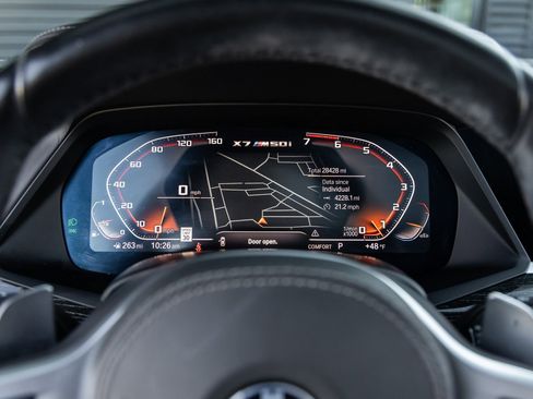 Used 2021 BMW X7 M50i w/ Executive Package image 23