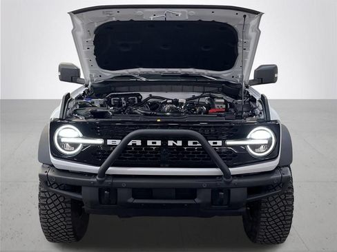 Certified 2023 Ford Bronco Wildtrak AWD/4WD image 6