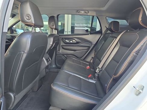 Certified 2022 GMC Terrain AT4 w/ Infotainment Package II AWD/4WD image 14