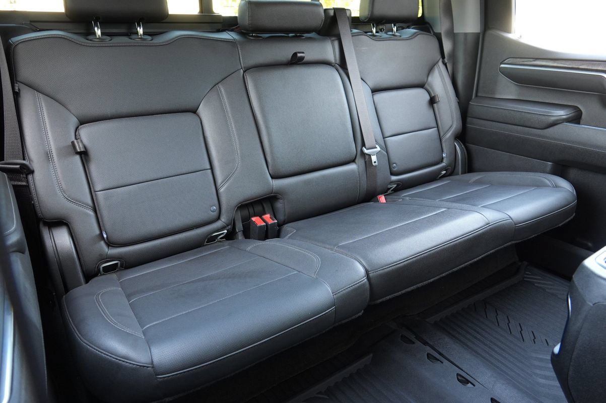 Used 2022 Chevrolet Silverado 1500 LTZ AWD/4WD image 11
