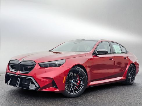 New 2026 BMW M5 w/ Carbon Package image 2