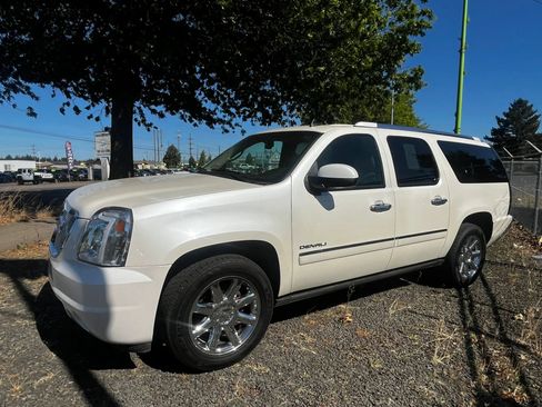 Used 2012 GMC Yukon XL Denali AWD/4WD image 7