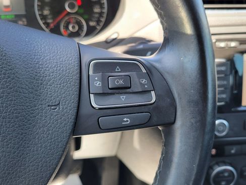 Used 2014 Volkswagen Jetta SEL Premium image 21