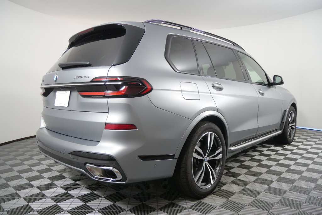 Certified 2026 BMW X7 xDrive40i AWD/4WD image 4