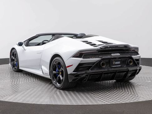Used 2020 Lamborghini Huracan EVO AWD/4WD image 4