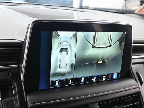 Used 2024 Chevrolet Tahoe Premier image 24