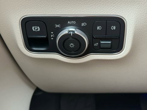 Certified 2026 Mercedes-Benz GLB 250 4MATIC image 26