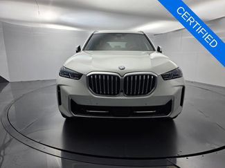 Used 2025 BMW X5 sDrive40i w/ Parking Assistance Package RWD video 2