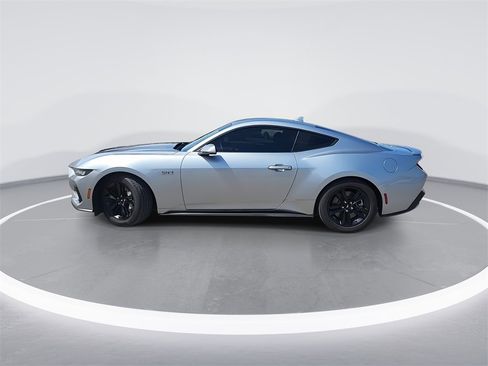 Used 2024 Ford Mustang GT image 5